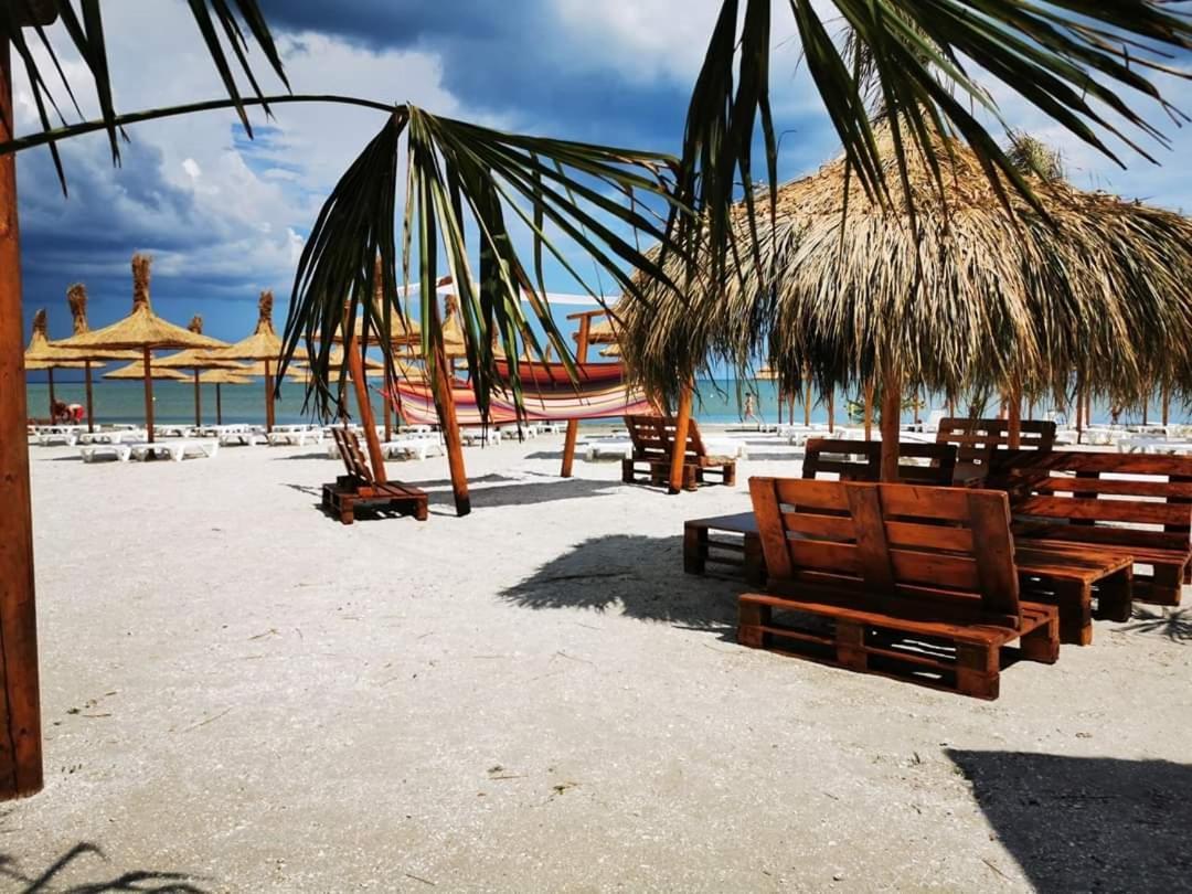 Apartment Summerland Mamaia Esterno foto